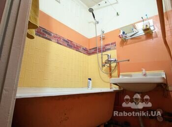 Ремонт ванної кімнати (2,1 м кВ) і туалету (1,1 м кВ) (Київ, Святош.)
